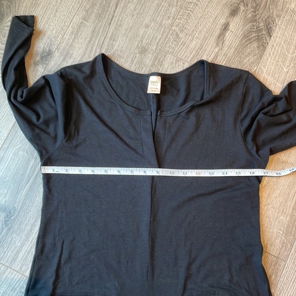 Smash & Tess V-neck Monday Romper in Midnight Black . - Picture 6 of 7